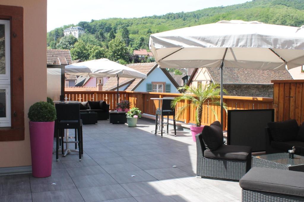 Restaurant 3 Chateaux Hotel *